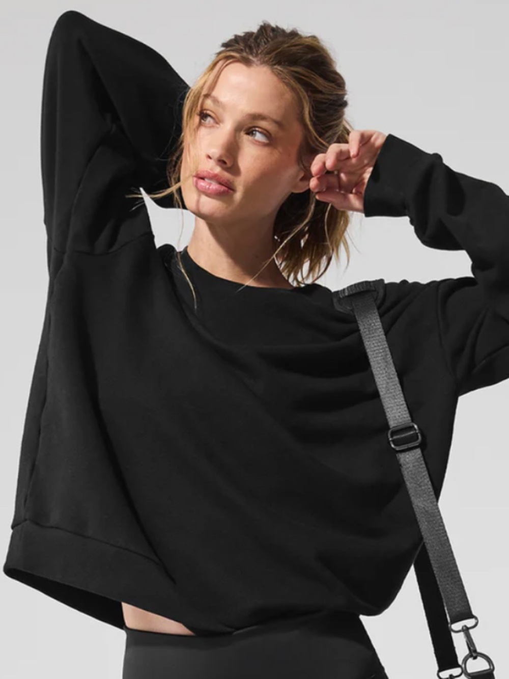 NWT (Still in Bag) Alo Yoga Chill Crew Neck Sweatshirt